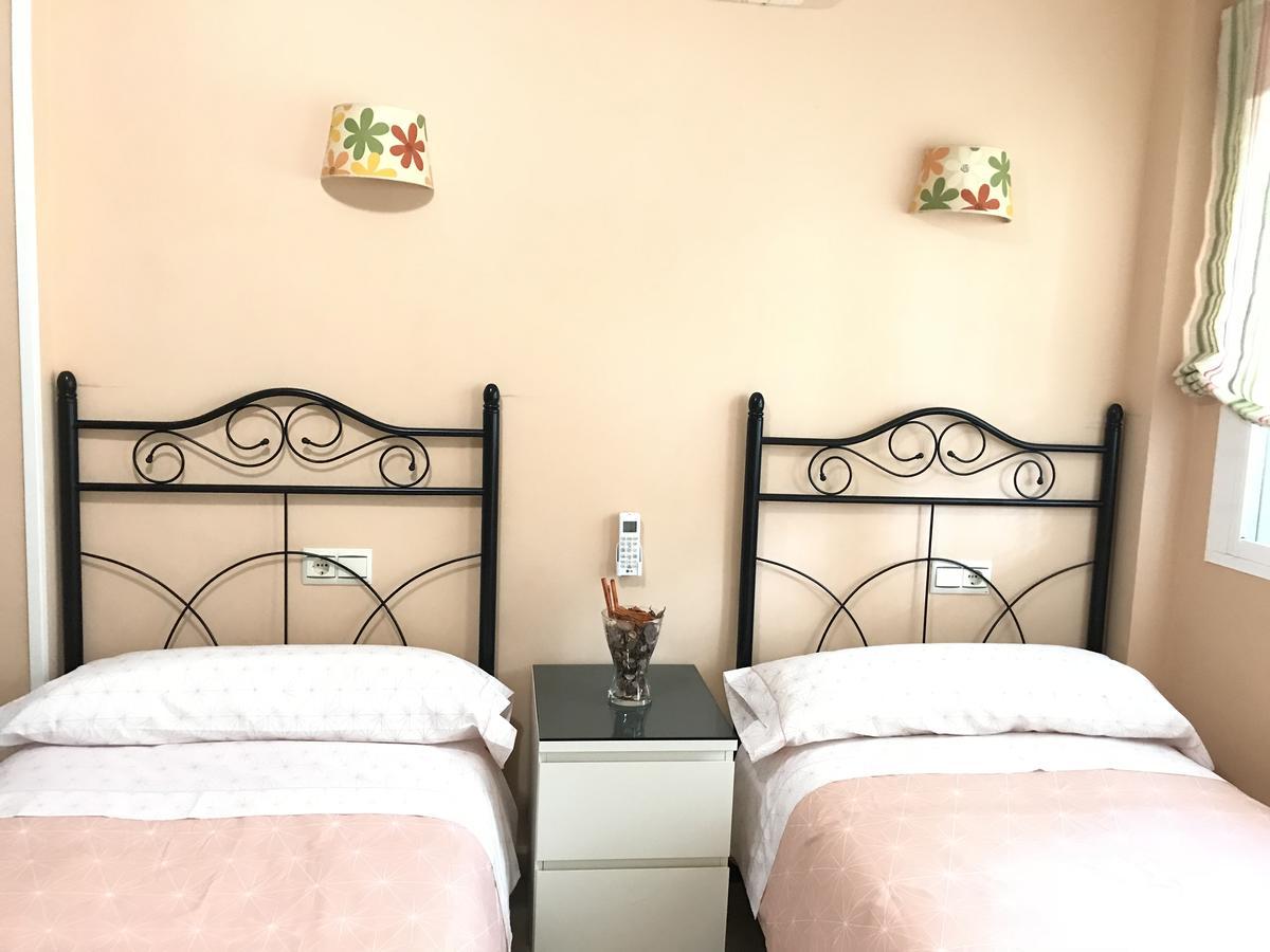 Apartamento Holidays On The Beach Torremolinos Zewnętrze zdjęcie